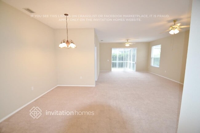 12255 Hollybush Terrace in Lakewood Ranch, FL - Building Photo - Building Photo