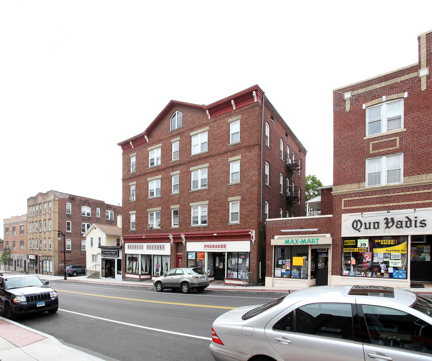 100-102 Broad St in New Britain, CT - Building Photo