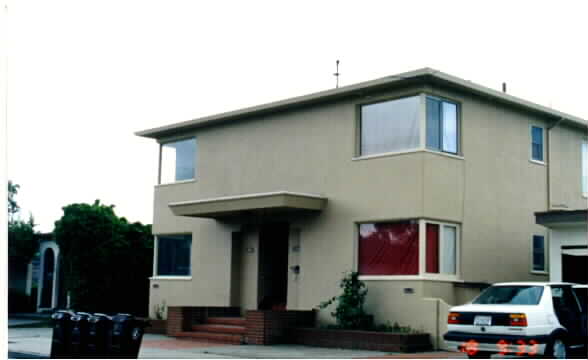 333-339 29th St in Richmond, CA - Foto de edificio - Building Photo