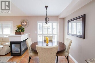66 Whitefish Crescent in Hamilton, ON - Building Photo - Building Photo