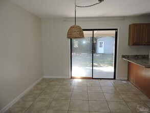 3865 Tom Ln Dr in Pensacola, FL - Building Photo - Building Photo