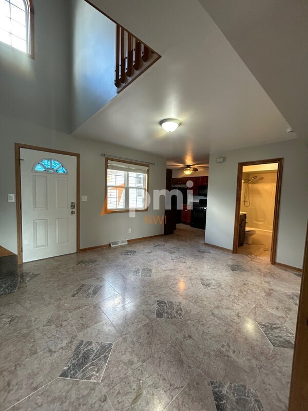 property at 162 Mallard Pointe Dr