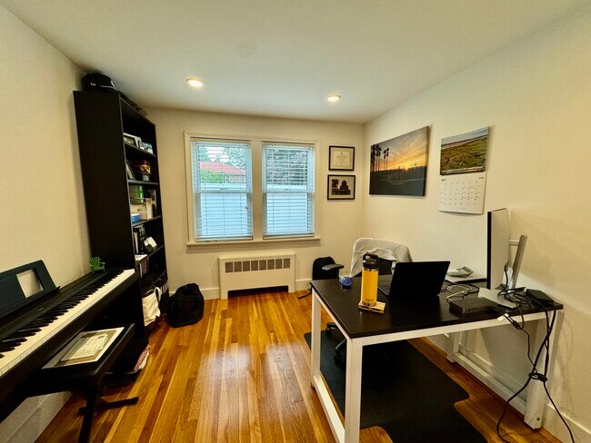 177 Faneuil St, Unit 1 in Boston, MA - Building Photo - Building Photo