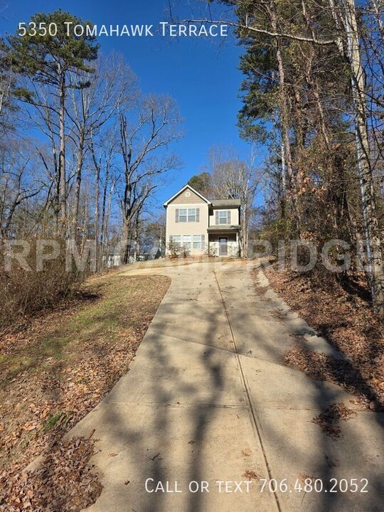 5350 Tomahawk Terrace in Gainesville, GA - Foto de edificio