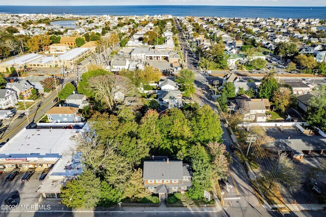 908 Richmond Ave in Point Pleasant Beach, NJ - Building Photo - Building Photo