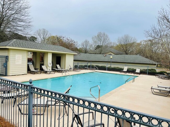Condos at Mill Creek in Auburn, AL - Building Photo - Building Photo