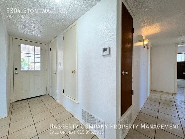 9304 Stonewall Rd in El Paso, TX - Building Photo - Building Photo
