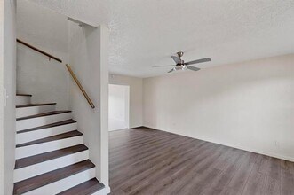 11348 McCree Rd in Dallas, TX - Building Photo - Building Photo