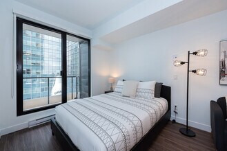 1411 Avenue Overdale in Montréal, QC - Building Photo - Building Photo