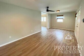 4929 Kingsley Dr in Indianapolis, IN - Building Photo - Building Photo