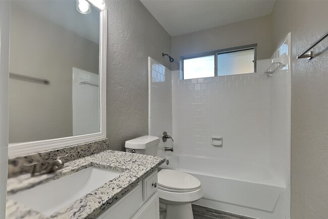 property at 90 S Dreamweaver Cir