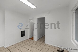 1323 Monterey Ave in Modesto, CA - Building Photo - Building Photo