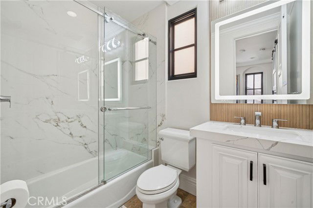 312 Carnation Ave in Newport Beach, CA - Building Photo