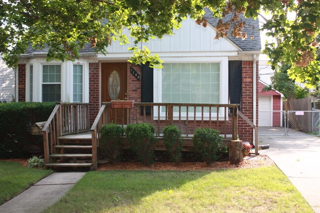1709 W Farnum Ave in Royal Oak, MI - Building Photo - Building Photo