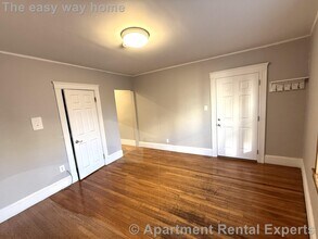 99 Hancock St, Unit #2 in Cambridge, MA - Foto de edificio - Building Photo