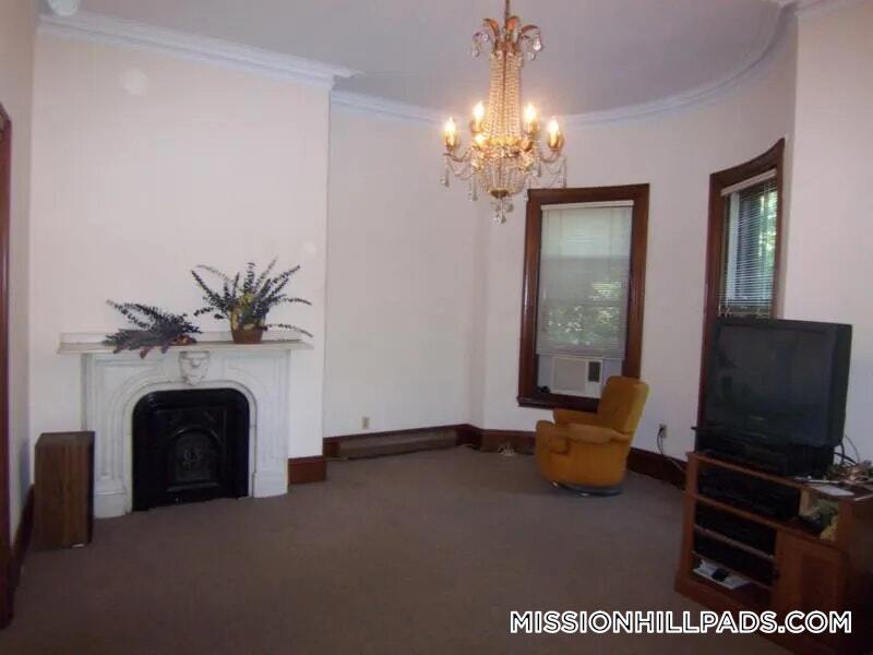 15 Worthington St in Boston, MA - Building Photo