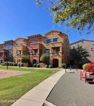 240 W Juniper Ave in Gilbert, AZ - Building Photo - Building Photo