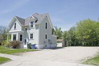 625 9th St in Brookings, SD - Building Photo - Building Photo