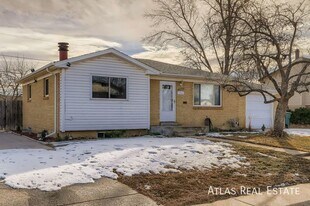 1762 Truda Dr in Northglenn, CO - Building Photo