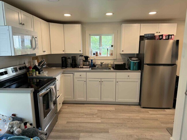 826 Dryden Rd, Unit #1 in Ithaca, NY - Building Photo - Building Photo