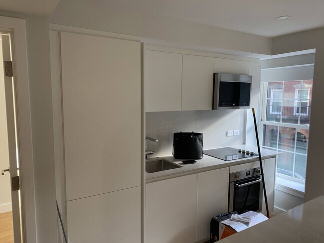 23 Fleet St, Unit 3 in Boston, MA - Building Photo - Building Photo