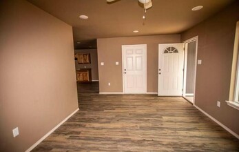 604 Walnut Ave in Lubbock, TX - Building Photo - Building Photo