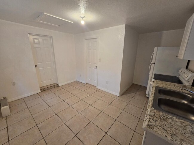 2156 17th Ave S in St. Petersburg, FL - Building Photo - Building Photo