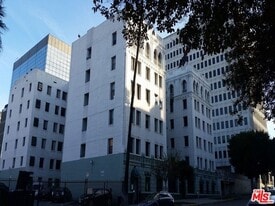 630 S Kenmore Ave in Los Angeles, CA - Building Photo