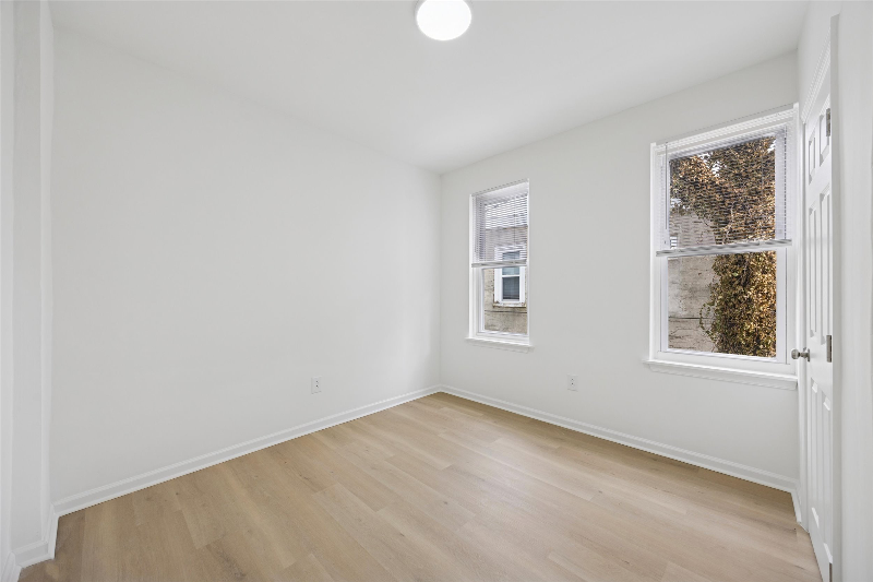 176 Hansberry St in Philadelphia, PA - Building Photo