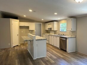 319 Bridgeview Dr in Anderson, SC - Building Photo - Building Photo