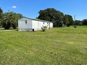 7238 Halima Rd in Dover, FL - Building Photo - Building Photo