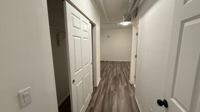 1020 Lomas Blvd NW in Albuquerque, NM - Building Photo - Building Photo