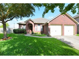 8207 Fairgrove Park Ct in Houston, TX - Building Photo