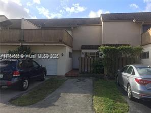 875 NW 81st Way in Plantation, FL - Foto de edificio