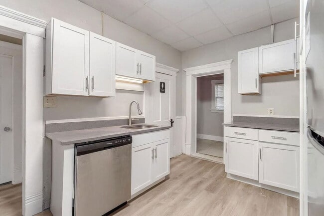 196 W 8th Ave in Columbus, OH - Building Photo - Building Photo