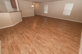 4047 Cary Creek Dr in Baytown, TX - Building Photo - Building Photo