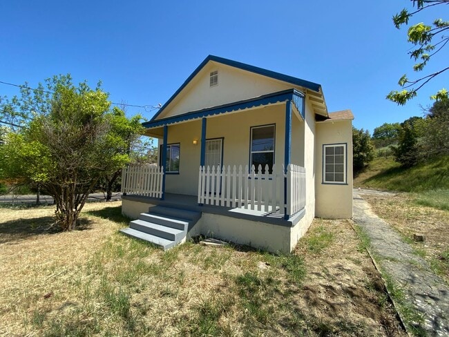 property at 870 Vine Hill Way