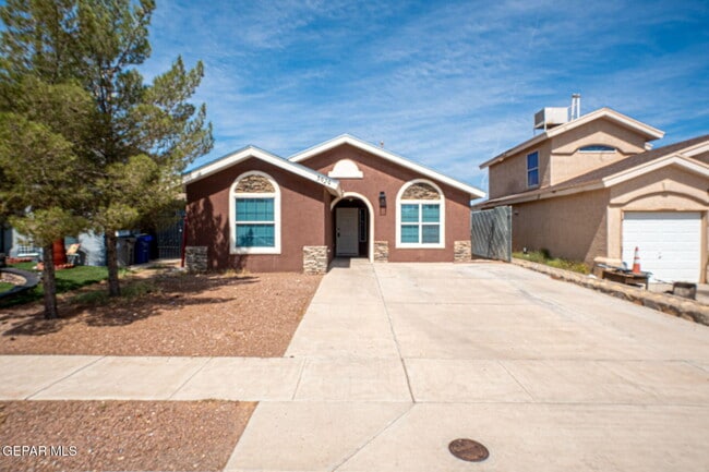 3929 Tierra Marfil Rd