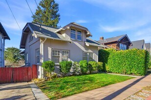 31 Hardwick Ave in Piedmont, CA - Building Photo