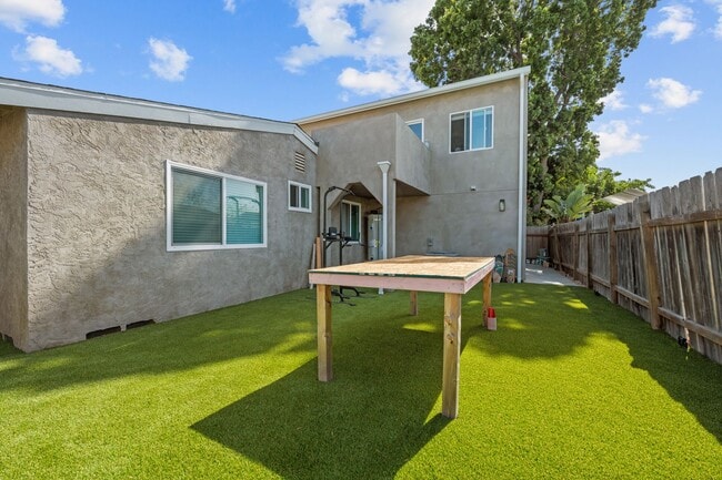 property at 5338 Hewlett Dr