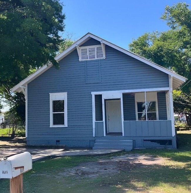 property at 1618 Wayman St