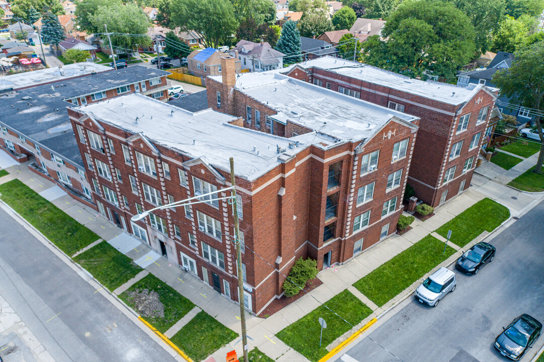 3203 Clarence Ave in Berwyn, IL - Building Photo