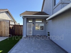 1520 Andrew St in Tracy, CA - Building Photo - Building Photo