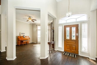 Room in House on Kentshire Cir in Plano, TX - Building Photo - Building Photo