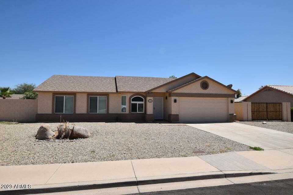 8141 E Fairfield St in Mesa, AZ - Building Photo
