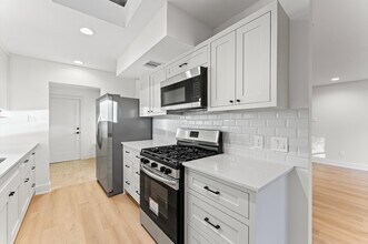 10607 Overbrook Ln in Houston, TX - Building Photo - Building Photo