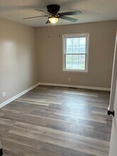 48 Green Lawn Dr in Glasgow, KY - Building Photo - Building Photo