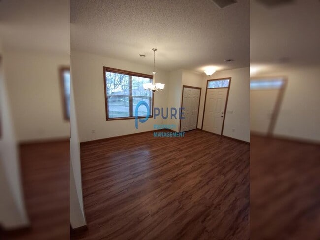 3442 Hazel Trail in Woodbury, MN - Building Photo - Building Photo