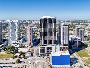1600 NE 1st Ave, Unit 3019 in Miami, FL - Building Photo - Building Photo
