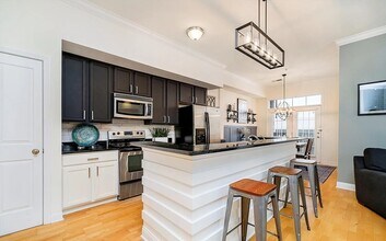 355 E Ohio St in Indianapolis, IN - Building Photo - Building Photo